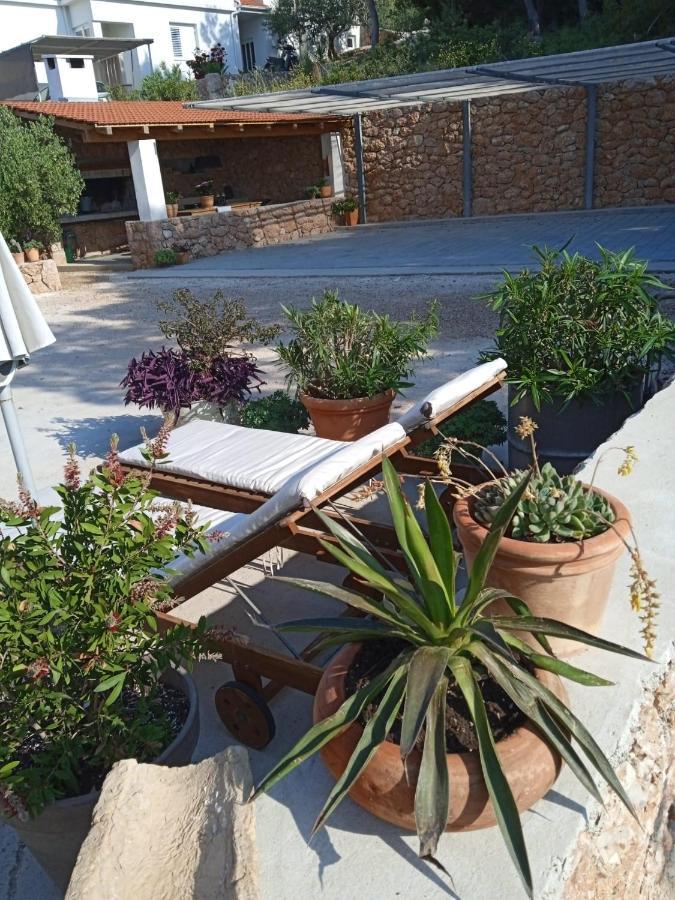 Apartmani Nila Sveta Nedelja  Esterno foto