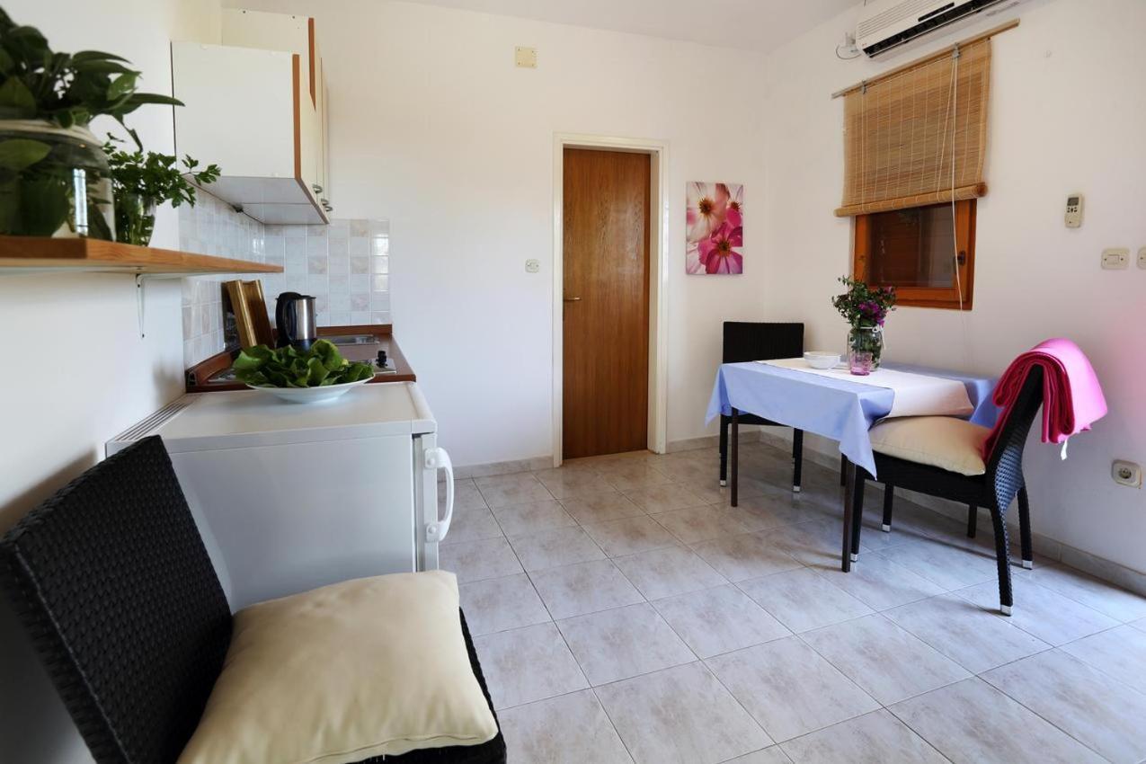Apartmani Nila Sveta Nedelja  Camera foto