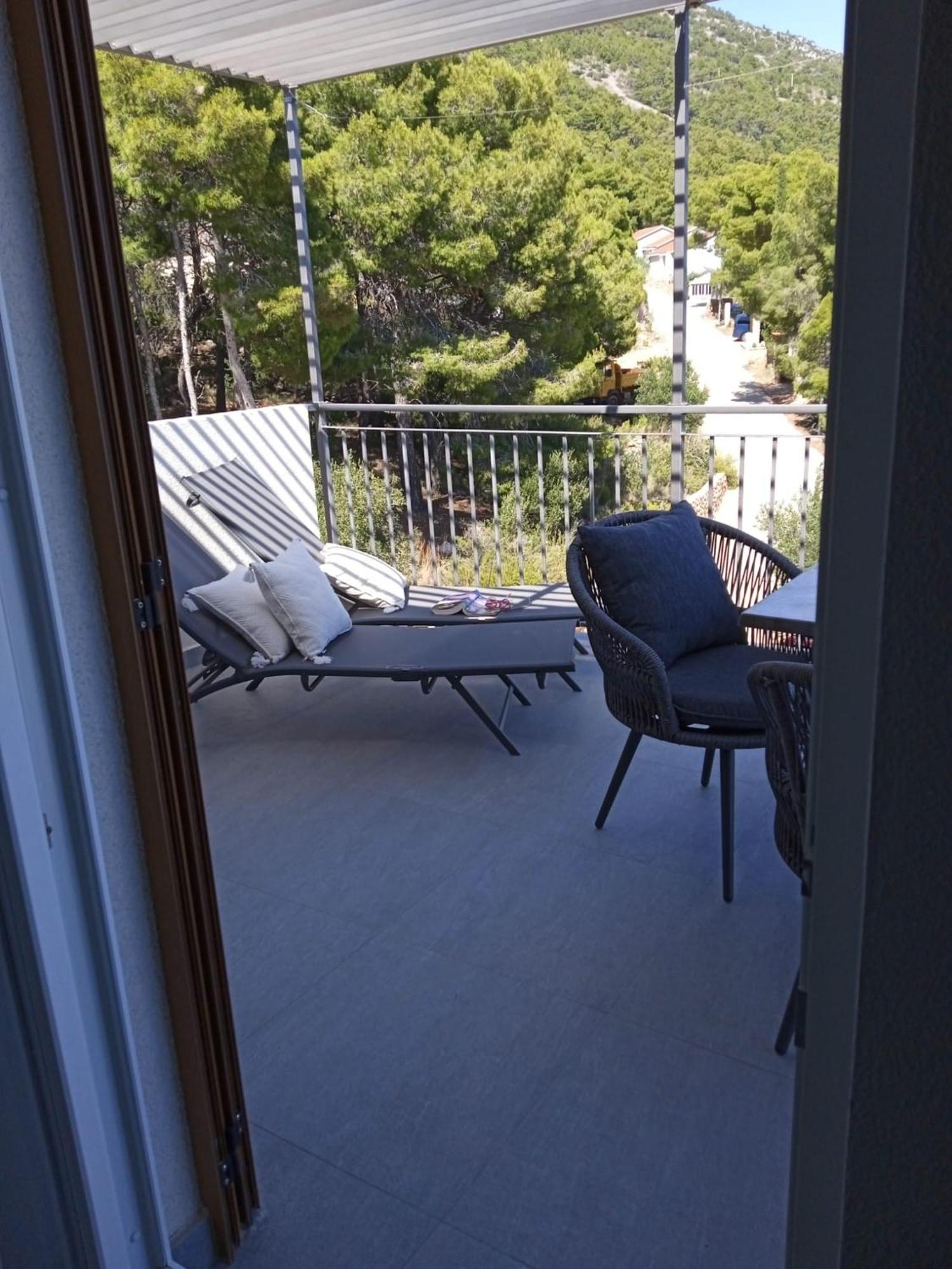 Apartmani Nila Sveta Nedelja  Esterno foto